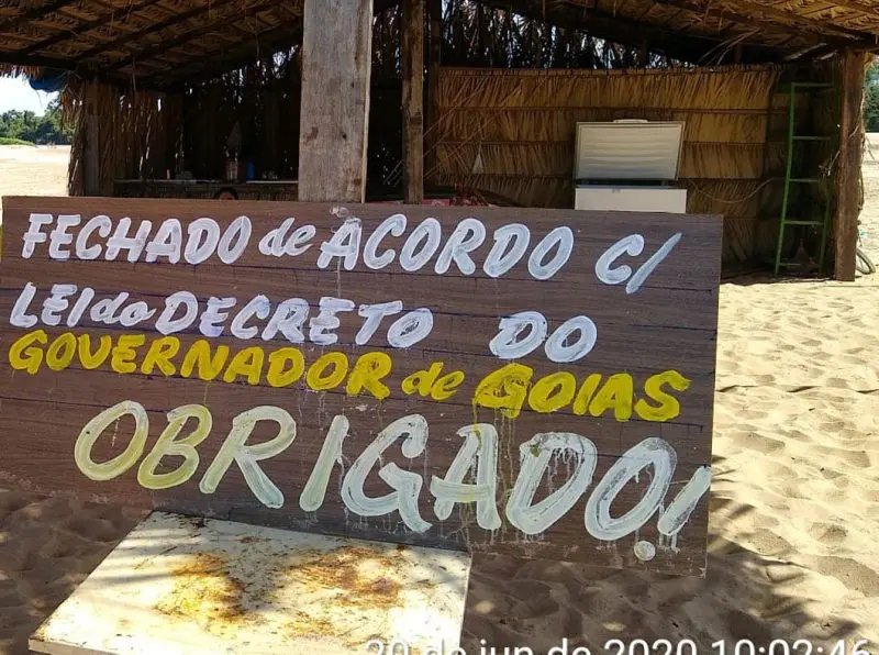 Foto de estrutura de restaurante fechada no Rio Araguaia pela SEMAD (foto divulgação)