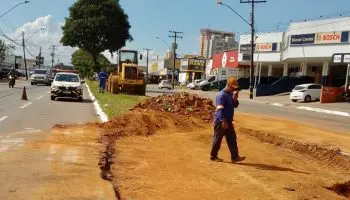 Avenida Leste-Oeste