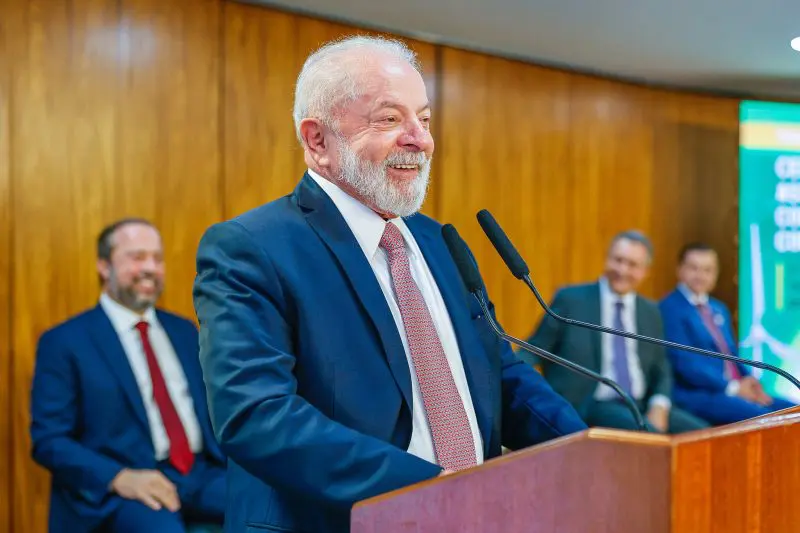 lula cirurgia no quadril