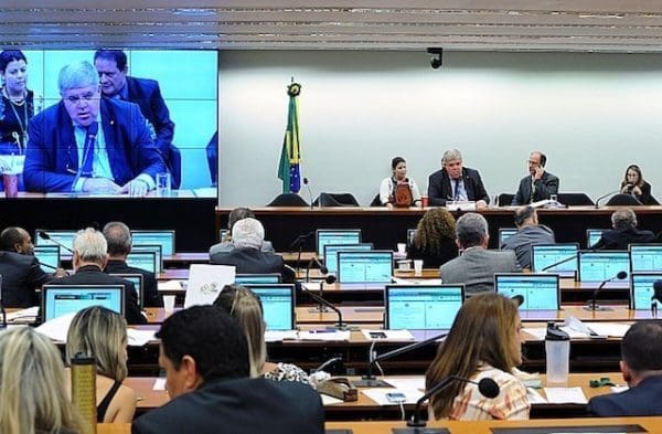 Deputados reunidos na comissão da Reforma da Previdência - Foto Luis Macedo/Câmara dos Deputados