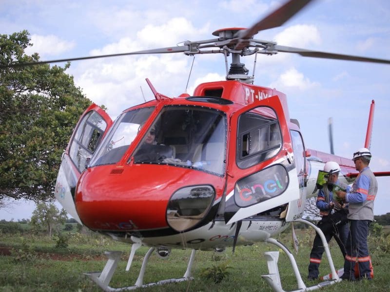 Helicóptero utilizado pela Enel para acesso às áreas rurais (foto Divulgação)