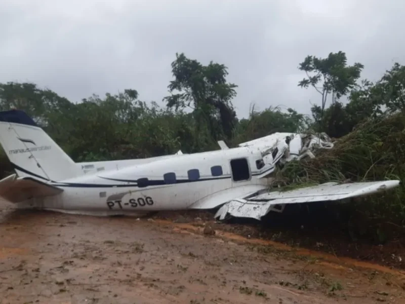 A queda de avião no Amazonas aconteceu no sábado (16), quando um grupo de turistas iria fazer pesca esportiva na região. (Foto: reprodução)