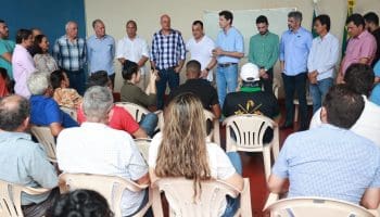 Daniel Vilela reúne-se com produtores de arroz em Luiz Alves, distrito de São Miguel do Araguaia. Foto: André Costa