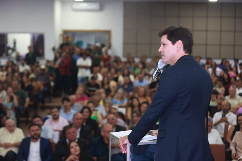 Governador em exercício, Daniel Vilela participa da inauguração da Escola Municipal Jaime Máximo, em Nerópolis