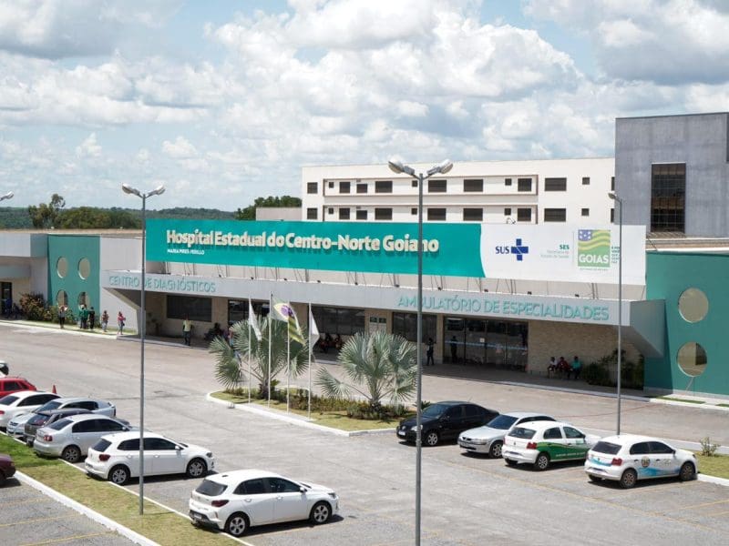 Governador Ronaldo Caiado visita HCN, em Uruaçu: “paciente tem a dignidade que merece” Fotos: Hegon Corrêa