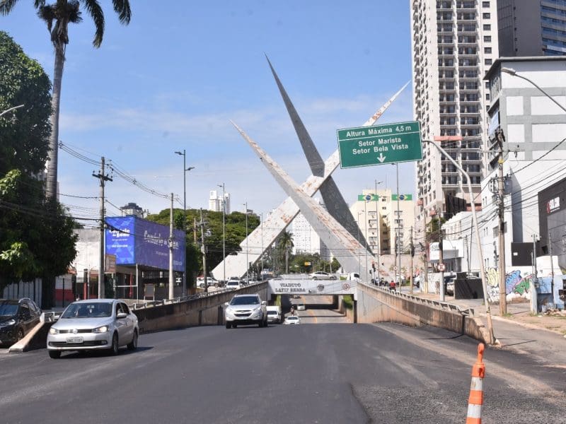 Prefeitura interdita Avenida 85 para obras de reparação profunda no pavimento nesta terça-feira (14/5) | Fotos: Walter Peixoto