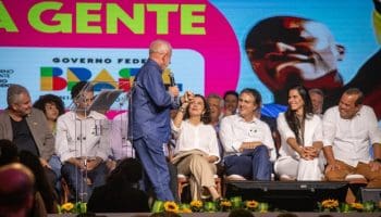 Presidente Lula e ministra Nísia Trindade anunciaram, nesta segunda-feira (1º), em agenda na Bahia, novo edital com 3,1 mil vagas para regiões definidas como prioritárias. Entenda as novas regras