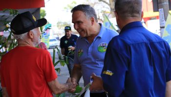 Na Vila Canaã, Mabel recebe apoio de comerciantes: “Goiânia precisa de gestor”