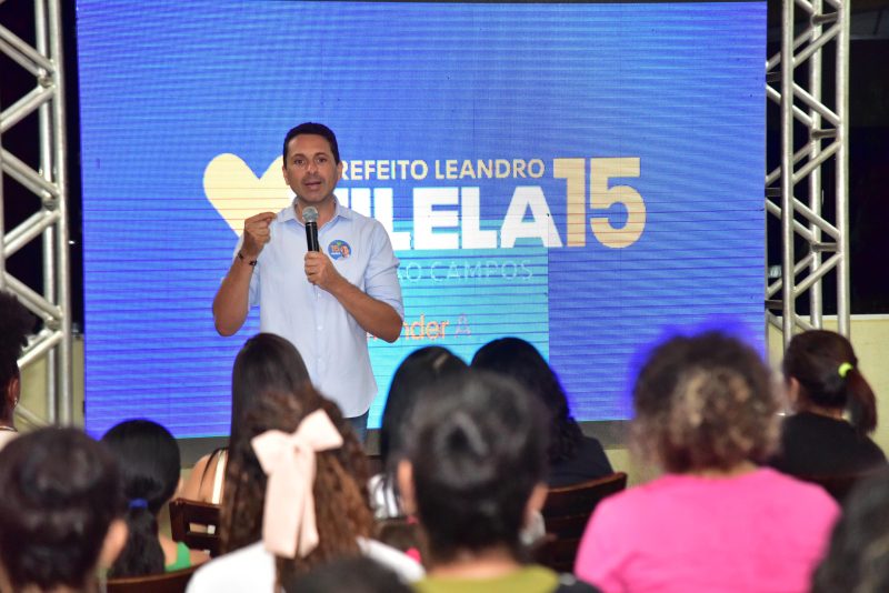 Leandro Vilela recebe apoio dos profissionais e gestores de escolas de Aparecida