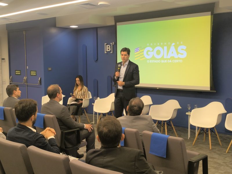 Daniel Vilela discute com investidores projeto de modernização do Serra Dourada, em São Paulo