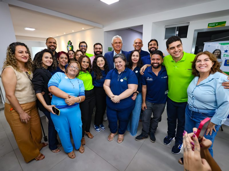 Ao entregar Centro de Mídias do GoiásTec, Caiado destaca que a tecnologia garante ensino de qualidade a estudantes afastados dos centros urbanos